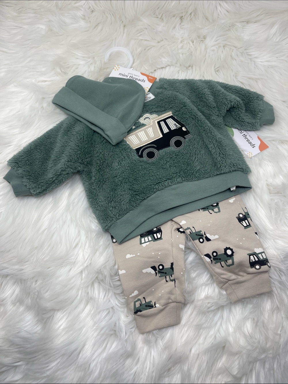 Mini Threads Cozy Green Sherpa Pullover with Matching Beanie - Kids